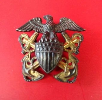 US NAVAL OFFICER OVERSEAS CAP BADGE